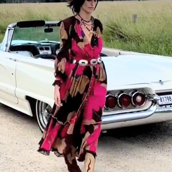 HOLD FOR bycaitlinleigh 🤎Chasing Unicorns Maxi duster dress XS-S - Picture 6 of 17